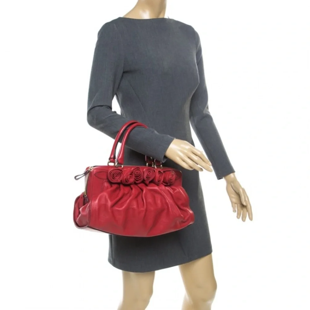 Authentic Valentino Garavani Lacca fleur red bag - Picture 10 of 12